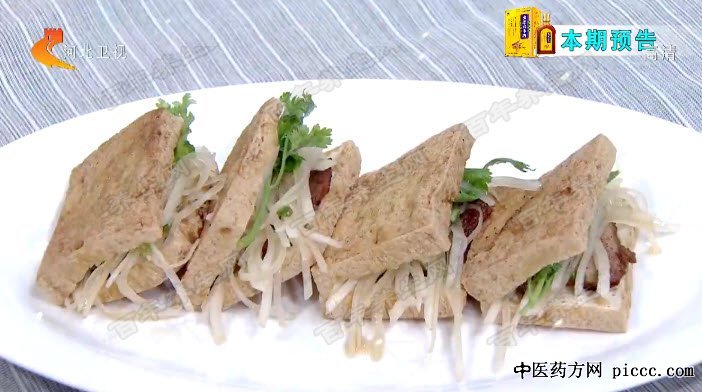 脆煎花肉萝卜丝豆包