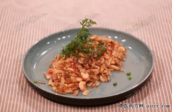 烟笋辣汁小河虾