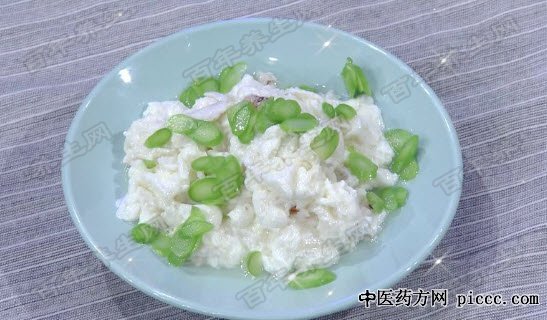 翡翠蛋白炒蟹肉